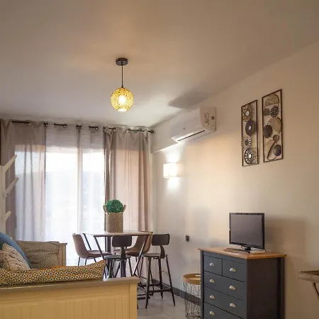 Catalunya Per 4 Persones En Edifici Del Passeig Maritim Amb Vistes Sobre La Vall D'aro Apartment Platja d'Aro
