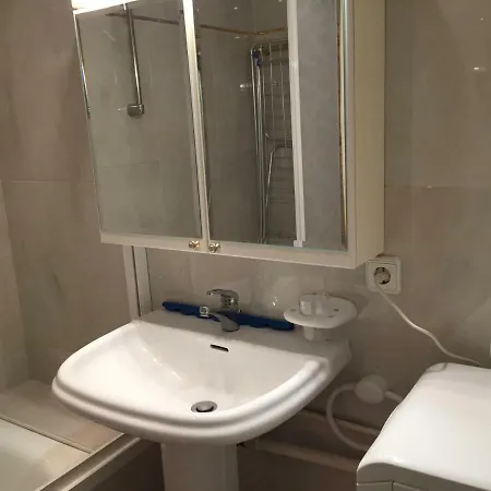 Apartment Catalunya Per 4 Persones En Edifici Del Passeig Maritim Amb Vistes Sobre La Vall D'aro