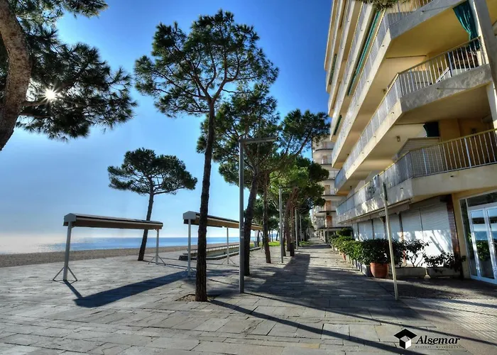 Lejlighed Catalunya Per 4 Persones En Edifici Del Passeig Maritim Amb Vistes Sobre La Vall D'aro